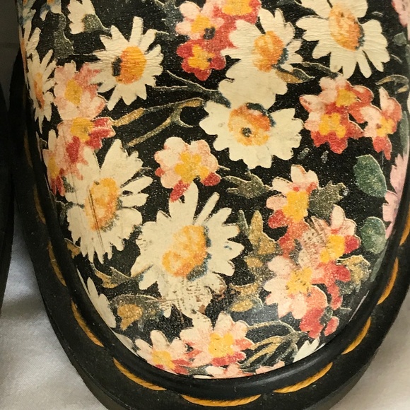 EUC Dr Martens Sienna Miller 1460 Pascal Boot - Picture 6 of 11